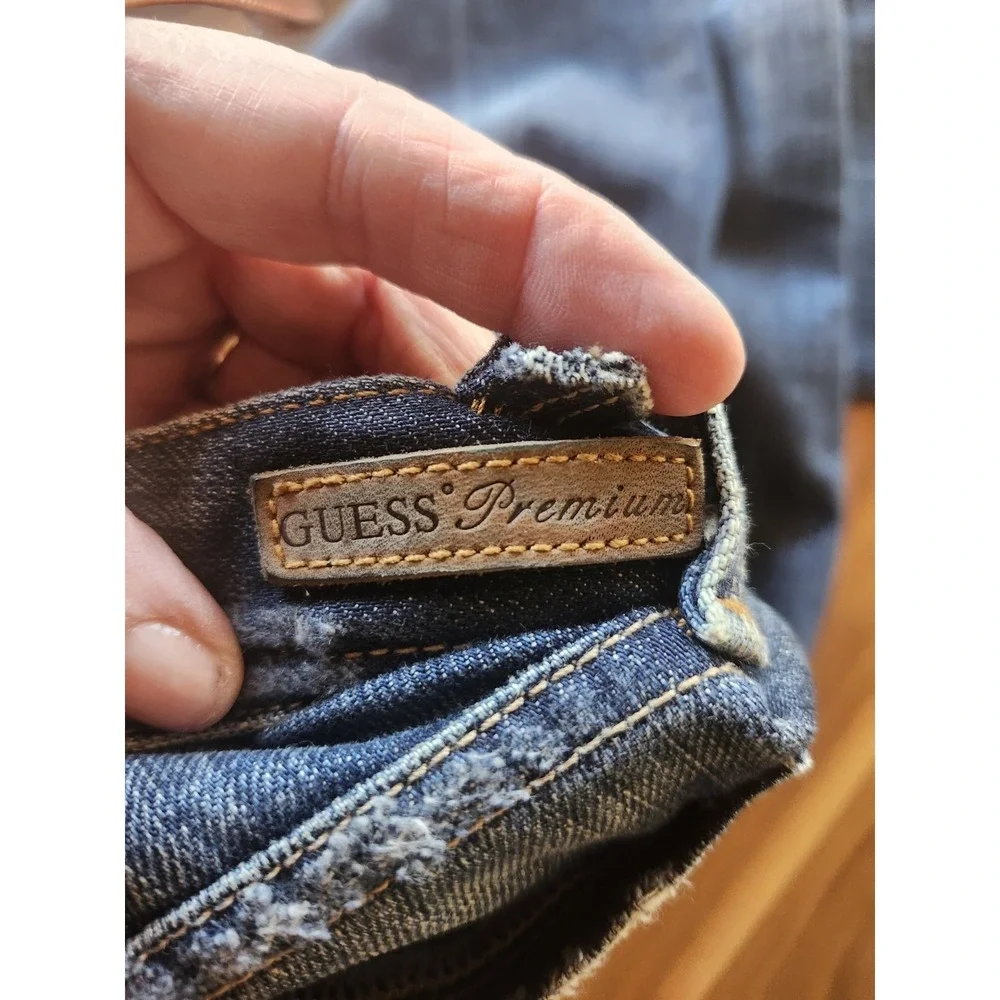 Guess Premium Dream Ladies Bootcut Denim Jeans, Size 29 (020)